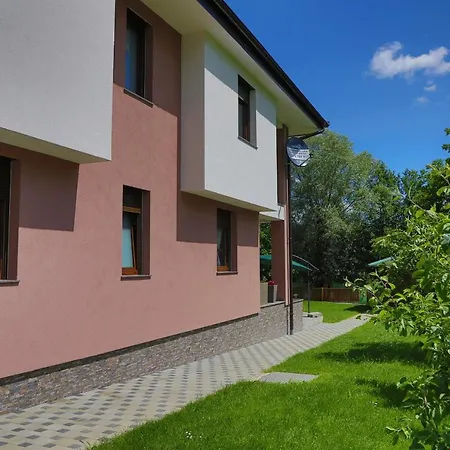 Edy Apartment *